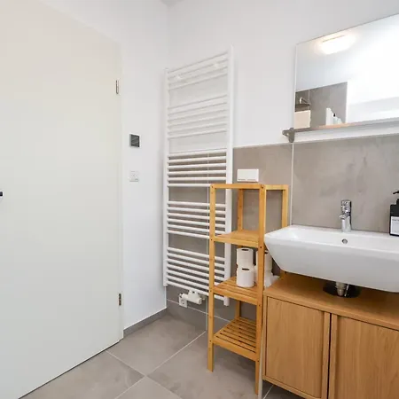Apartmán At Weinmeister - Modern & Gemuetlich *